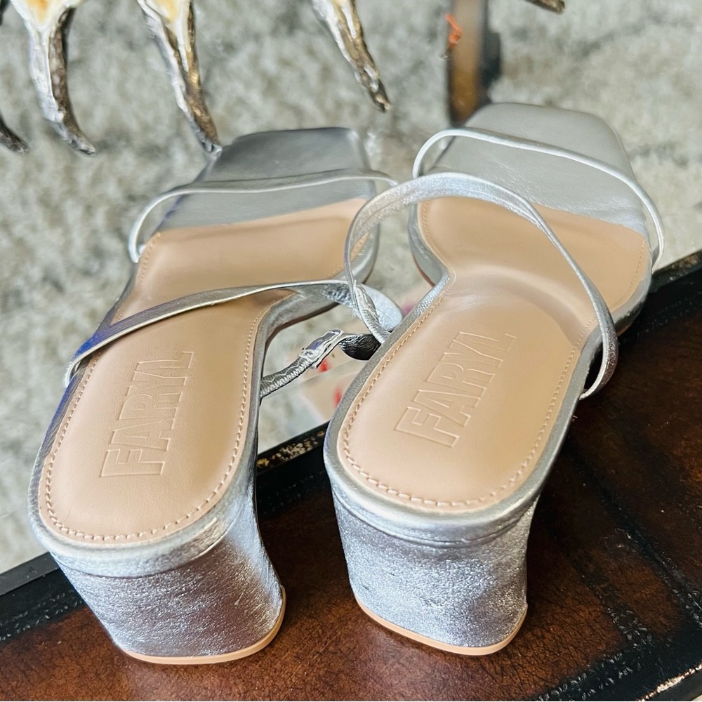 Faryl Sandals - Picture 2 of 5